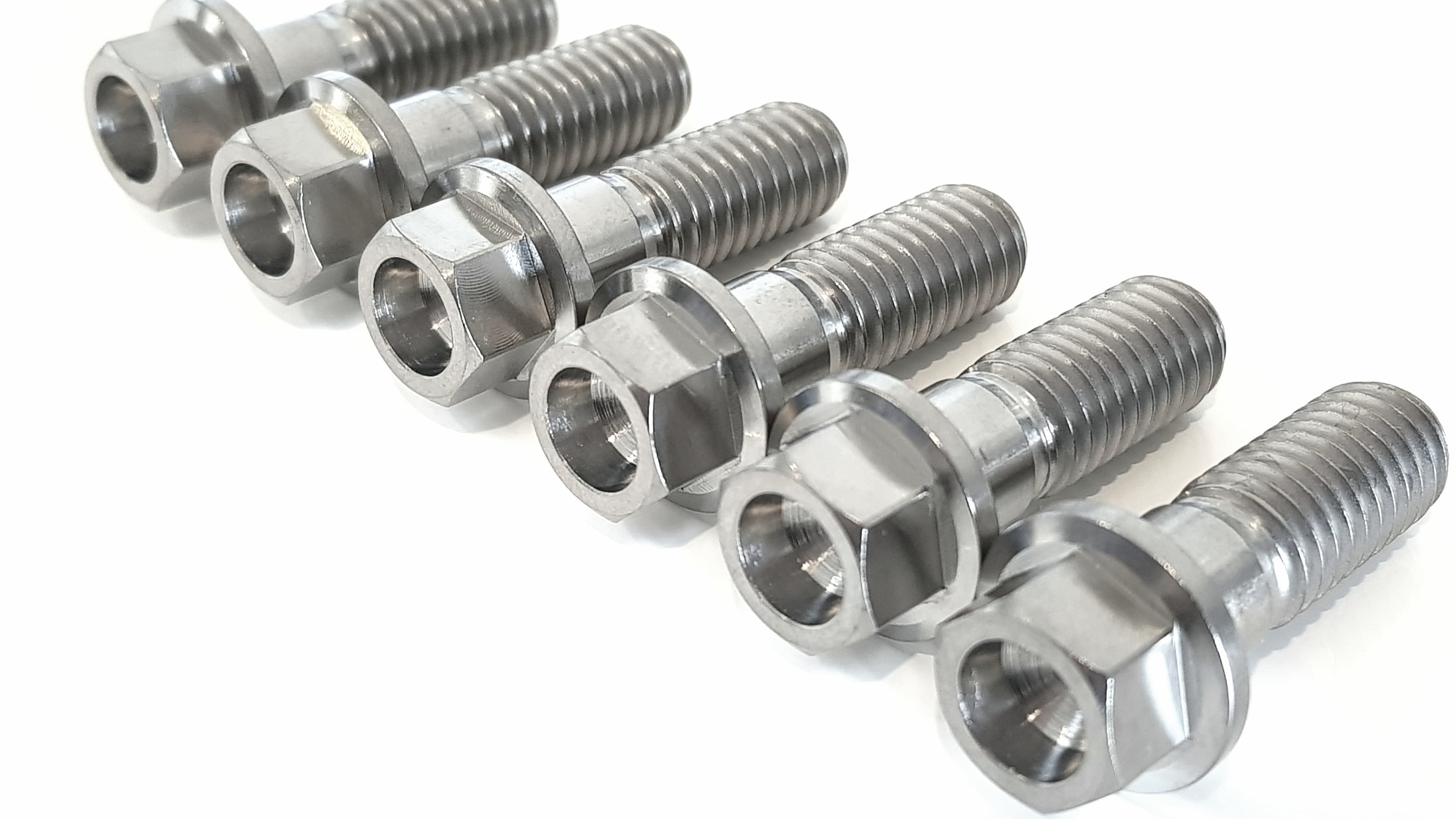 7/16 hex rear engine mount kit